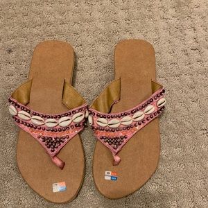 Flip flops that are handmade from Aruba